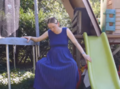 ŠIALENÉ VIDEO: Matka natočila domáci pôrod. Videli ho státisíce šokovaných ľudí!