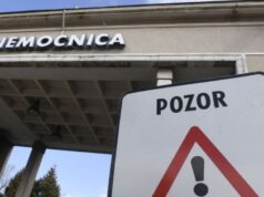 Nahnevaná matka s dieťaťom ostala pri návšteve pohotovosti na Slovensku v ŠOKU: Dôvod vás zarazí!