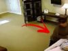 Jej mamička ležala v rakve. Keď uvidíte, čo zachytila kamera, stratíte reč