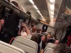 Šokujúce zábery z vlaku: Sprievodca zbil cestujúceho obuškom!