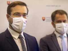 Krajčí dal na rady odborníkov! Schválil lacný liek proti covidu, ktorý kúpite aj v lekárni!