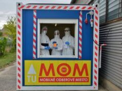 MOM-ky dostanú od štátu menej peňazí. Budeme si za povinné testovanie platiť?