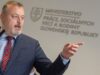 Krajniak prichádza s riešením cien energii. Počas piatkov navrhuje zatvoriť všetky..!